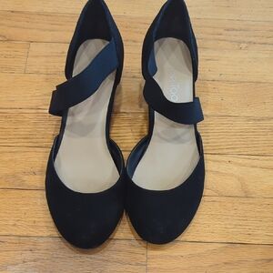 Me Too Black Women's Flats with Strap